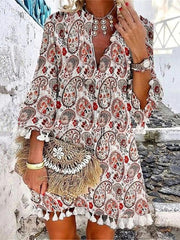 Rochie in stil boho cu imprimeu geometric floral si guler cu franjuri